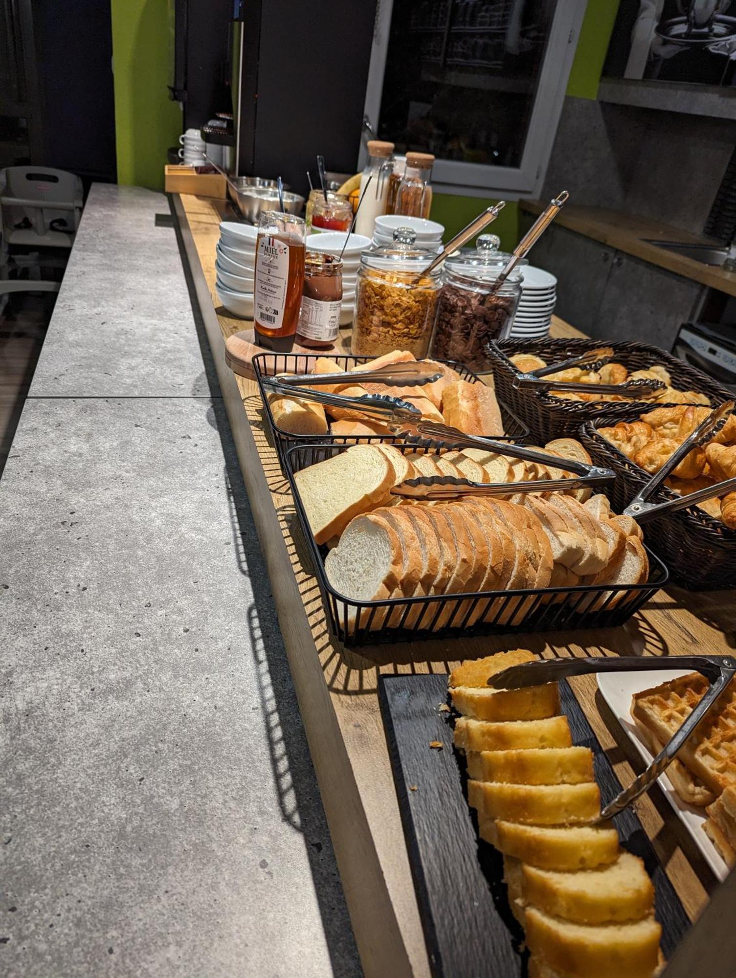 Ibis Budget Saint-Omer Centre Luaran gambar